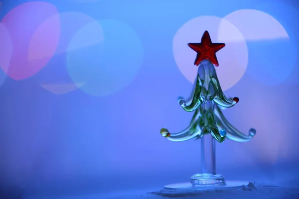 Decoratieve kerstboom van glas — Stockfoto