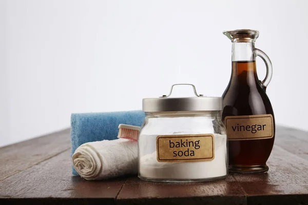 Baking soda with vinegar — Stock Photo, Image