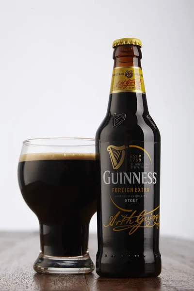 Η ιρλανδική μπύρα stout Guinness — Φωτογραφία Αρχείου