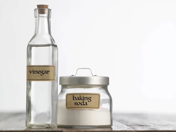 Baking soda with white vinegar — Stock Photo, Image