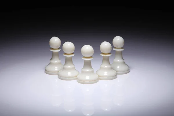 チェスの数字にスポット ライト — ストック写真