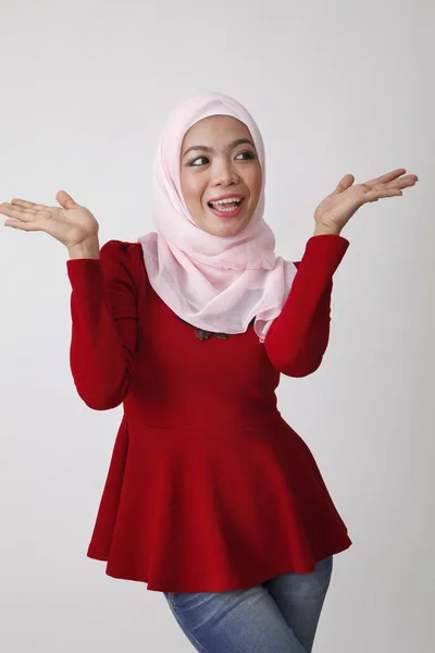 Schöne malaiische Frau — Stockfoto