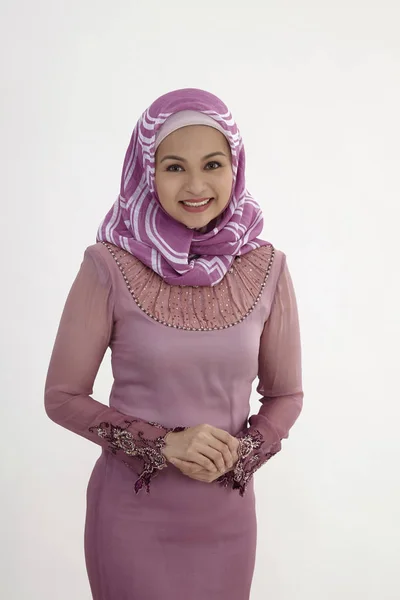 Malaiische Frau Auf Weißem Hintergrund — Stockfoto