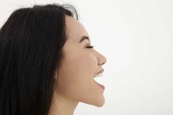 Profiel Van Maleis Vrouw Schreeuwen Schreeuwen — Stockfoto