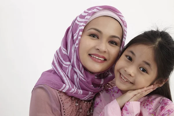 Gambar Memeluk Ibu Dan Anak — Stok Foto