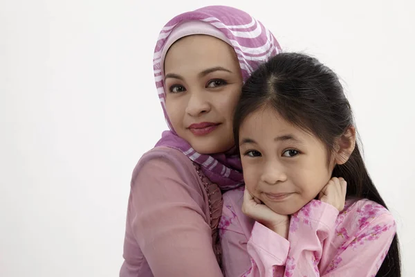 Gambar Memeluk Ibu Dan Anak — Stok Foto