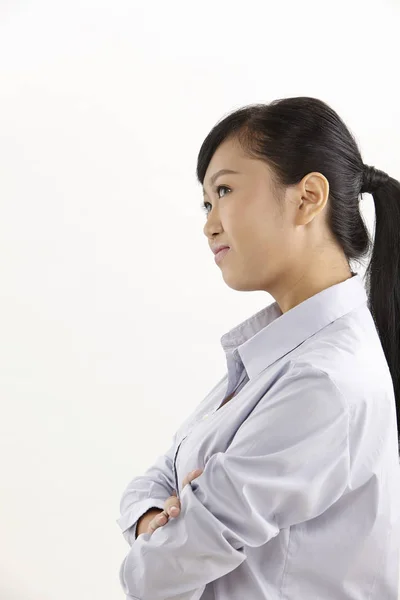 Seitenansicht Der Asiatischen Frau Auf Weißem Hintergrund — Stockfoto