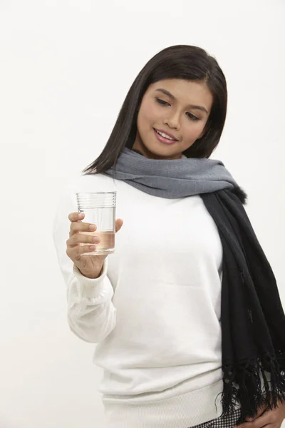 Malay Woman Holding Glass Water — Stock Photo, Image