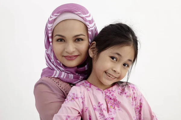 Gambar Memeluk Ibu Dan Anak — Stok Foto