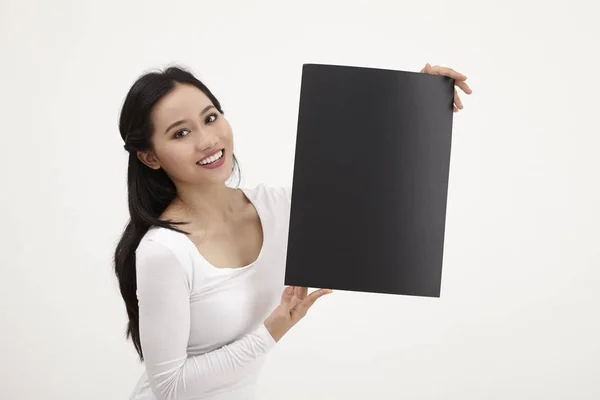 Малайская Женщина Черным Плакатом — стоковое фото