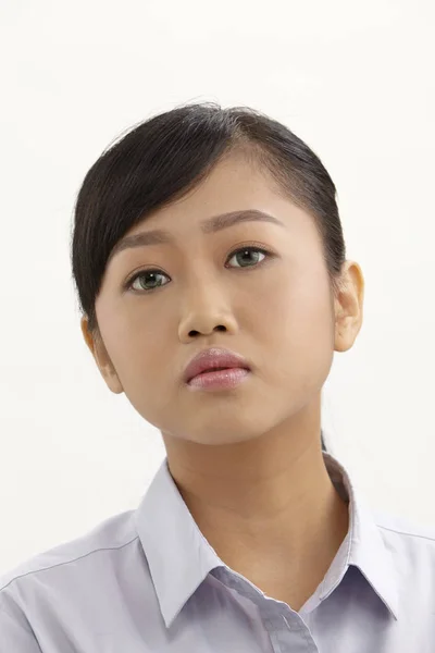 Retrato Mulher Asiática Fundo Branco — Fotografia de Stock