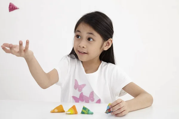 Malayo Chica Jugando Tradicional Juego Batu Seremban —  Fotos de Stock