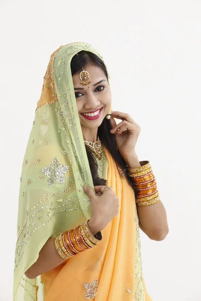 Mujer India Ropa Tradicional Cubre Con Bufanda —  Fotos de Stock