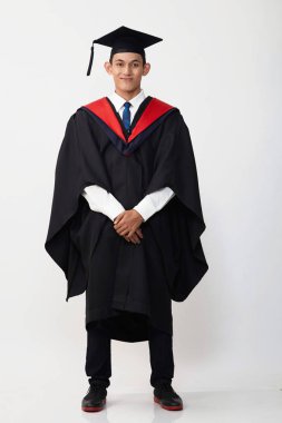  malay mezun öğrenci studio poz kamera seyir