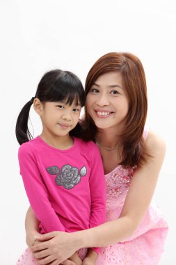 Anne ve kızı sevmek stüdyo çekim