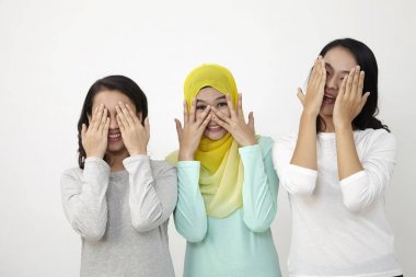 Studio poz üç malasian kadın 