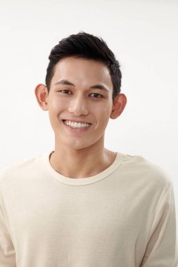 Kameraya bakarak malay çocuk portresi