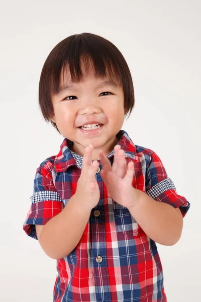 studio poz şirin Çinli küçük çocuk portresi