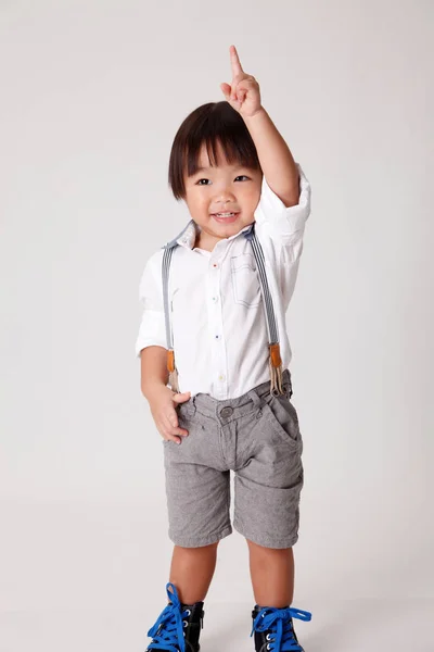 Portret Chiński Chłopiec Stojący — Zdjęcie stockowe
