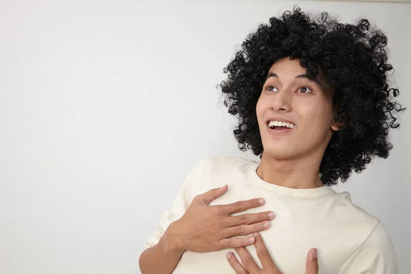 Malay Teenage Wearing Funny Wig Posing Studio — Stock Photo, Image