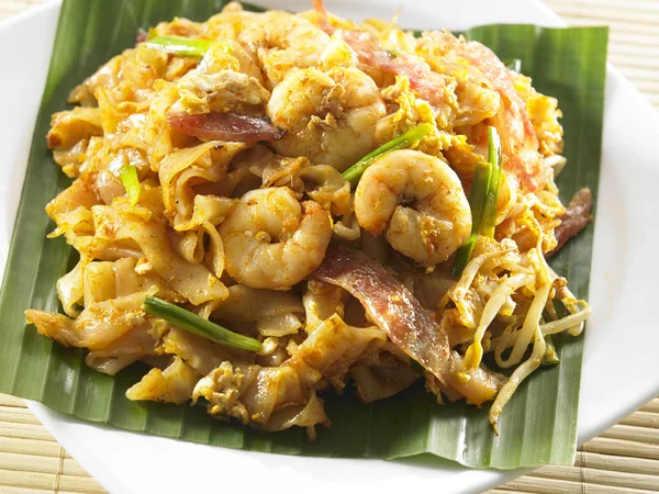 Malaysiska Berömda Mat Penang Stekt Kuey Teow — Stockfoto