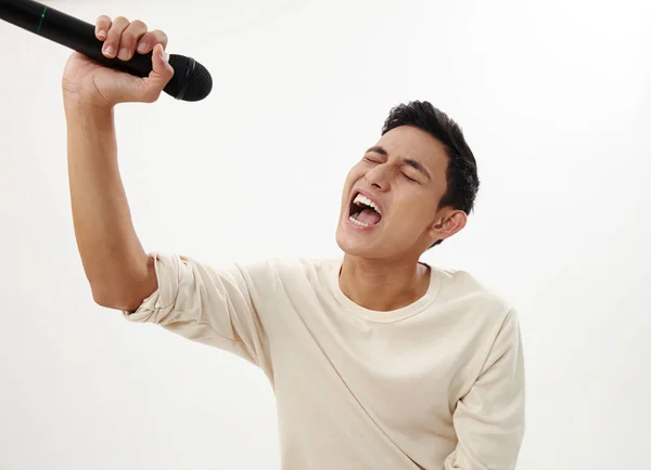 Man Houdt Een Draadloze Microfoon Zingen — Stockfoto