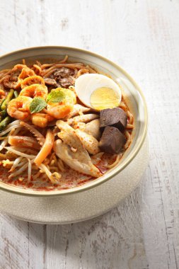 Malezya gıda kase köri erişte