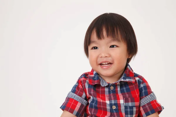 Zbliżenie Chiński Chłopiec Koszulkę Checker — Zdjęcie stockowe