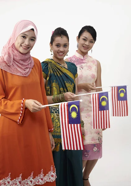 Young Women Holding Malaysia Flags — Stock Photo, Image