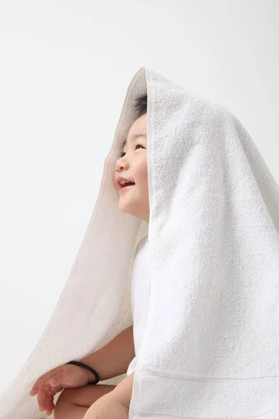 Baby Covering White Bath Towel — Stock Photo, Image