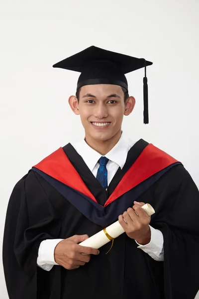 Joven Malayo Adolescente Graduado Estudiante Usar Cuerda Celebración Certificado — Foto de Stock