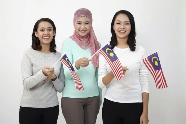 Mujeres Jóvenes Con Banderas Malasia —  Fotos de Stock