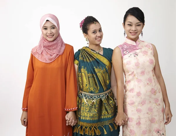 Three Malaysian Young Beautiful Girls Posing Studio — Stock Photo, Image