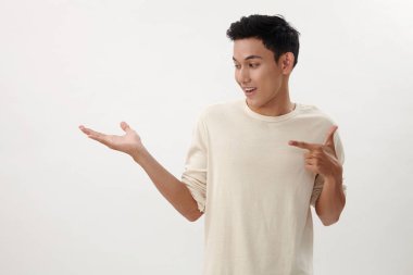 Malay adam el gösteren ve el işaret
