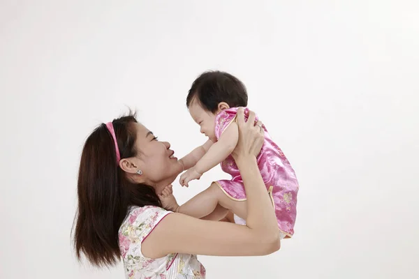 Madre Che Gioca Con Sua Figlia — Foto Stock