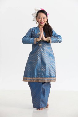 geleneksel kostüm stüdyoda dans Malay kadın