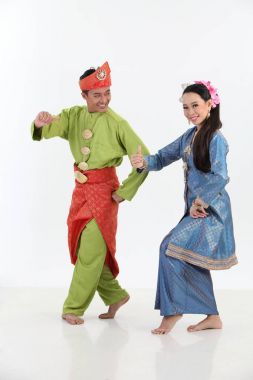  geleneksel kostümleri studio poz Malay Çift