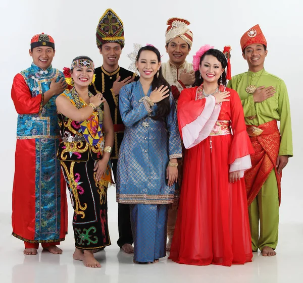 Malaysiska Människor Traditionella Kläder Poserar Studio — Stockfoto