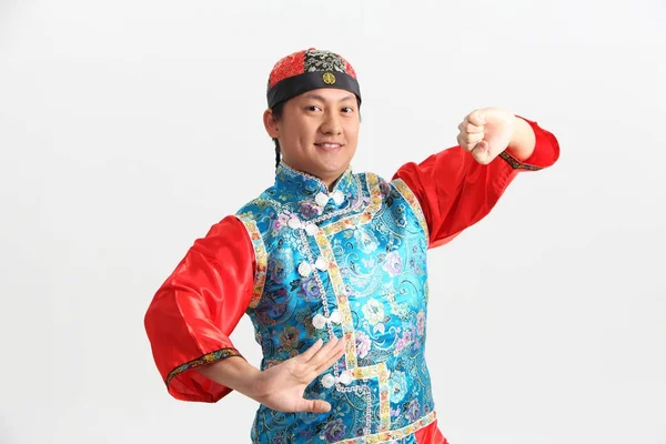Chinois Homme Costume Traditionnel Posant Studio — Photo