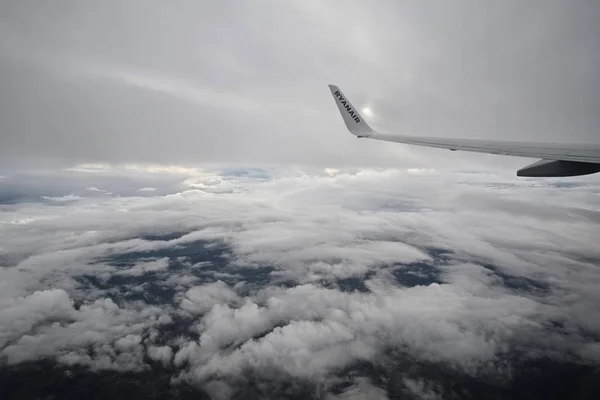 Italien; 14 November 2016, Flygfoto över molnen på himlen - ledare — Stockfoto