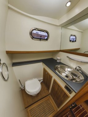 İtalya, Fiumicino (Rome), 30' lüks yat, banyo