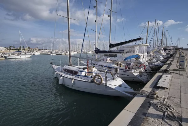 Italy, Sicily, Mediterranean sea, Marina di Ragusa; 22 December 2016, luxury yachts in the port - EDITORIAL — Stock Photo, Image