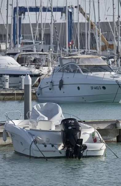 Italy, Sicily, Mediterranean sea, Marina di Ragusa; 26 March 2017, boats and luxury yachts in the port - EDITORIAL — Stock Photo, Image