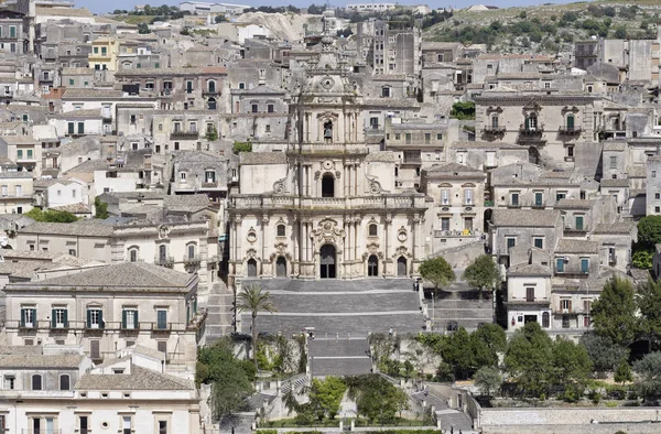 Italie, Sicile, Modica (Province de Raguse), Cathédrale Saint-Georges façade baroque — Photo