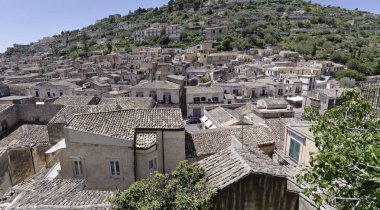 İtalya, Sicilya, Modica (Ragusa eyaletinde), barok şehrin görünümünü