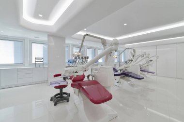 İtalya; 22 Nisan 2017, diş cerrahi oda - Editörden