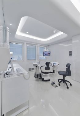 İtalya; 22 Nisan 2017, diş cerrahi oda - Editörden