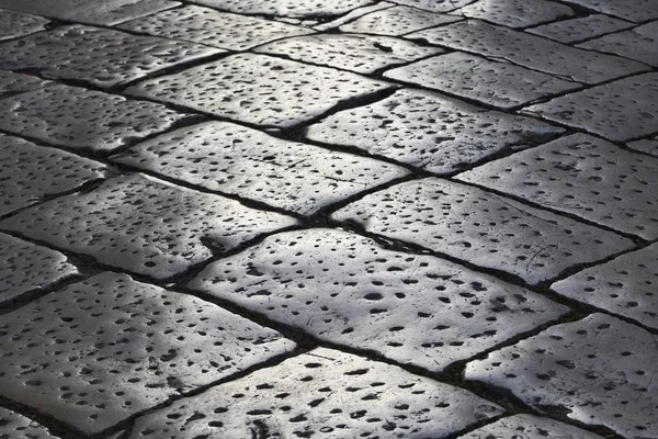 İtalya, Sicilya, Scicli (Ragusa eyaletinde), eski taş döşeli cadde