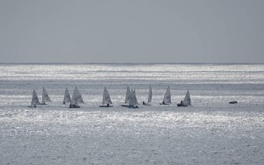 İtalya, Sicilya, Akdeniz, Marina di Ragusa; 28 Ekim 2017, sandal Yarışması - Editörden