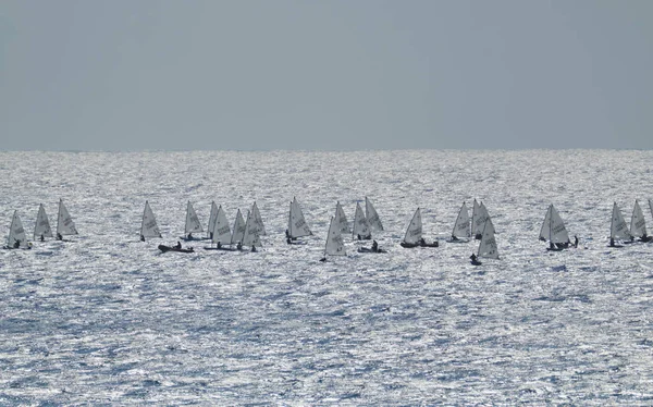 Италия, Сицилия, Средиземное море, Marina di Ragusa; 28 октября 2017, конкурс шлюпок - РЕДАКЦИЯ — стоковое фото